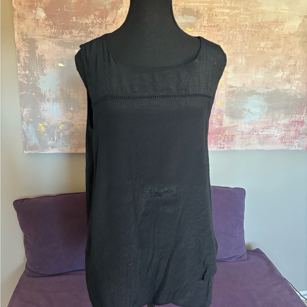 Crostina B Elegant‎ Black Sleeveless Top Size M